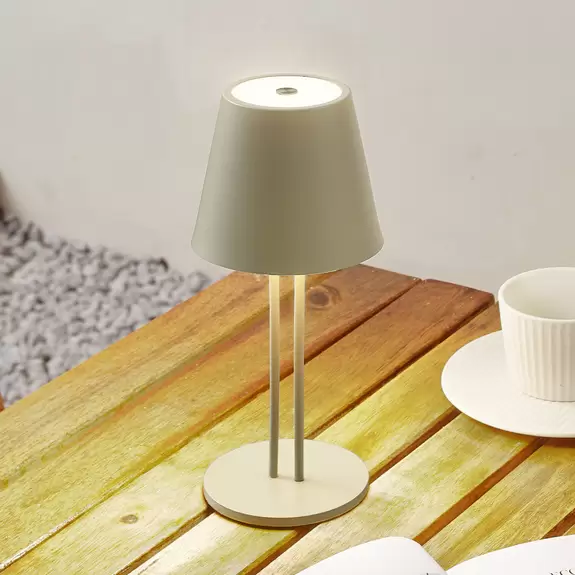 Lampenwelt Lindby LED-Akkutischleuchte Janea TWIN, grün, Metall Begrenzt auf 3 Tage