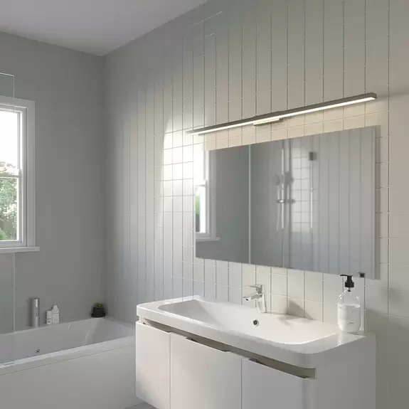 Lampenwelt Lindby Alenia LED-Bad- und Spiegelleuchte, 120 cm, chrom Letzte 2 Tage