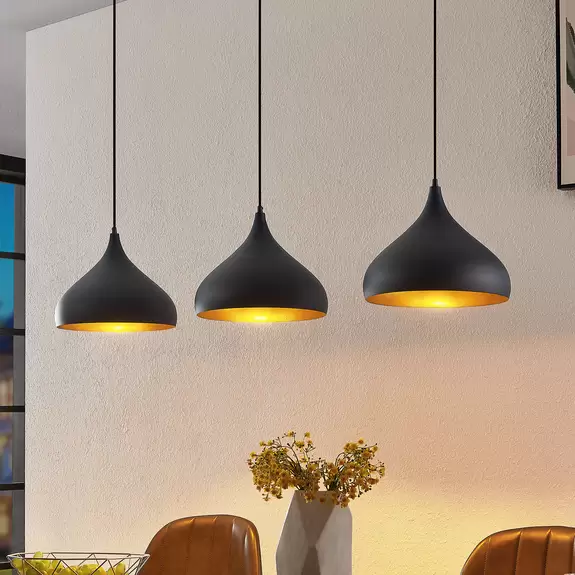 Lampenwelt Lindby Pendelleuchte Elamira, schwarz, Alu, 133 cm, 3-flg Nur für heute