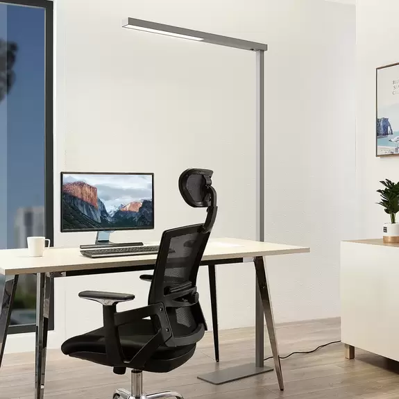 Lampenwelt LED-Büro-Stehleuchte Tamilo, silber Blitzverkäufe
