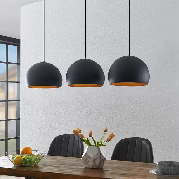 Lampenwelt Lindby Pendelleuchte Tarjei, 146 cm, schwarz-gold, Stahl Weihnachtsangebot