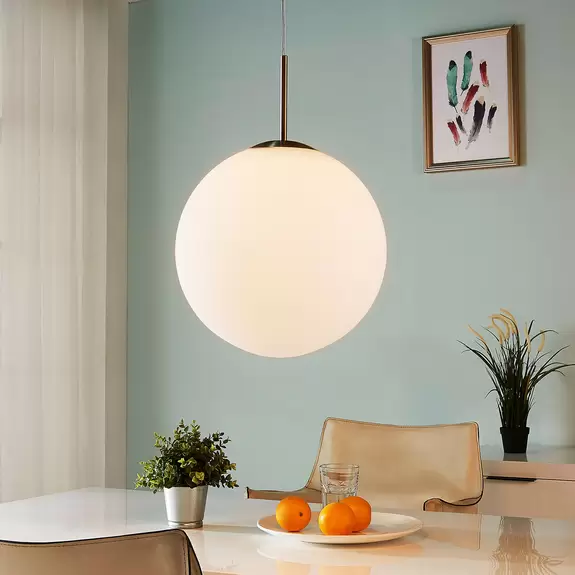 Lampenwelt Kugel-Hängeleuchte Marike aus Opalglas, 35 cm Letzte 3 Tage