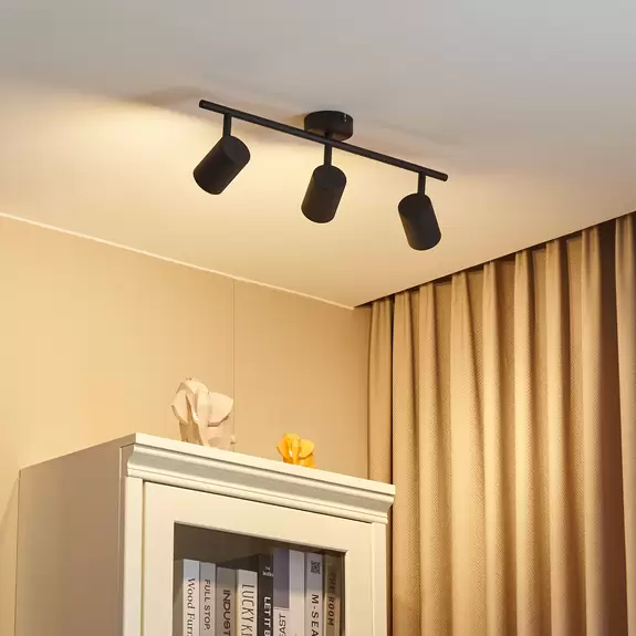 Lampenwelt Lindby Jorell Deckenspot, schmal, schwarz, 3-flg Weihnachtsangebot
