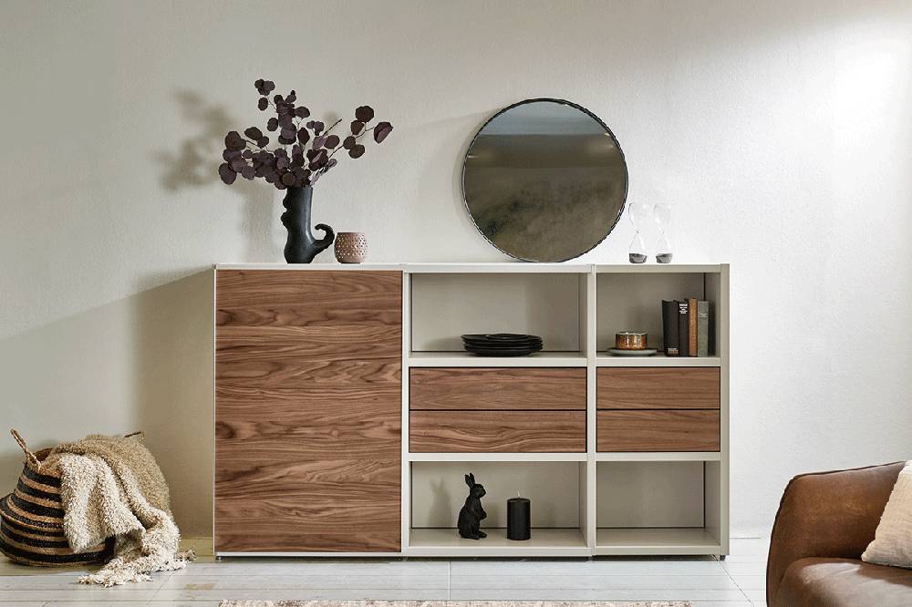 Hülsta TIME – Highboard mit Schiebetüren