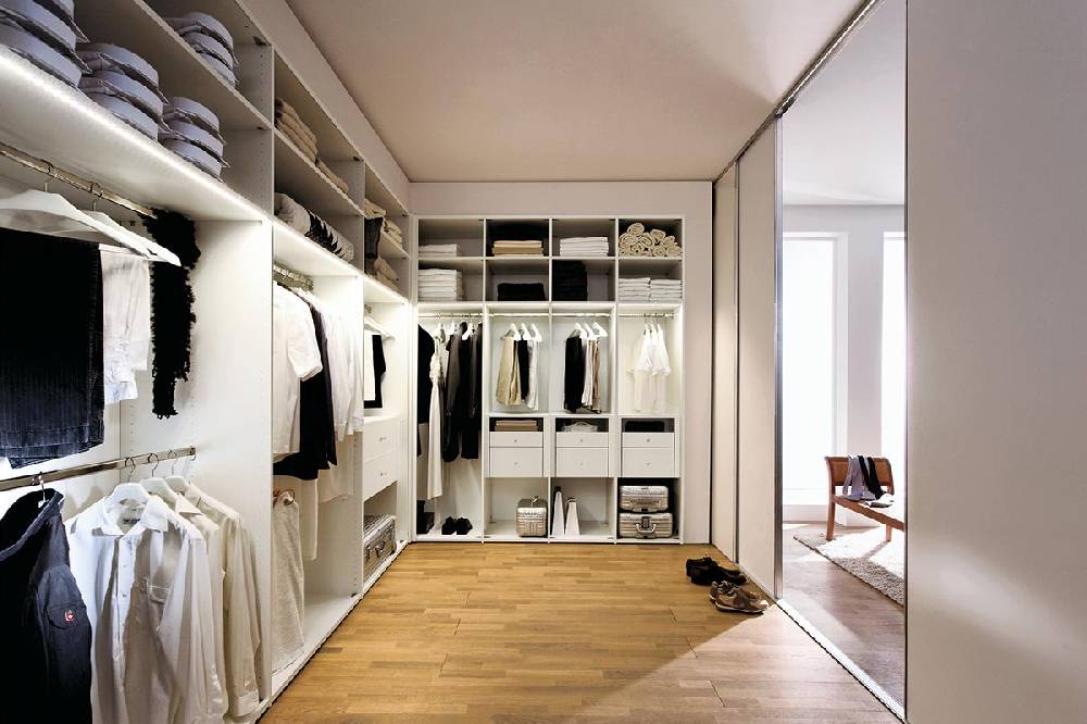 Hülsta FLEXX – begehbarer Kleiderschrank