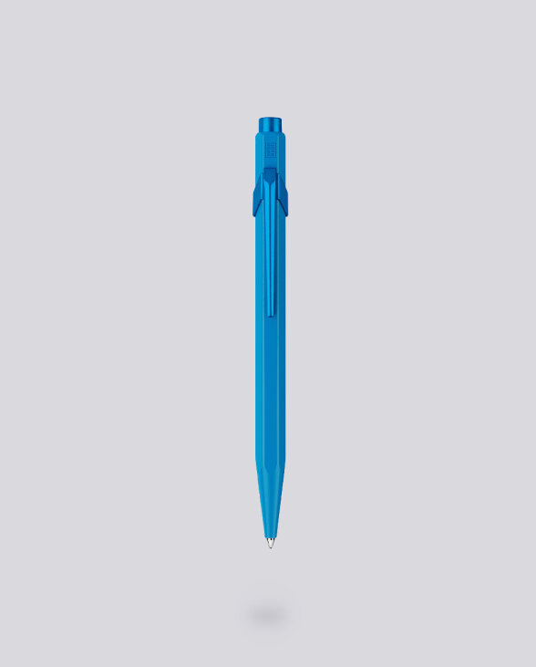 Nuuna Kugelschreiber Caran d'Ache 849 Claim Your Style Edition Azurblau mit Etui Preisnachlass