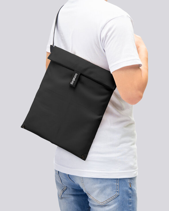 Nuuna Crossbody Notabag Schwarz Vatertagsangebot