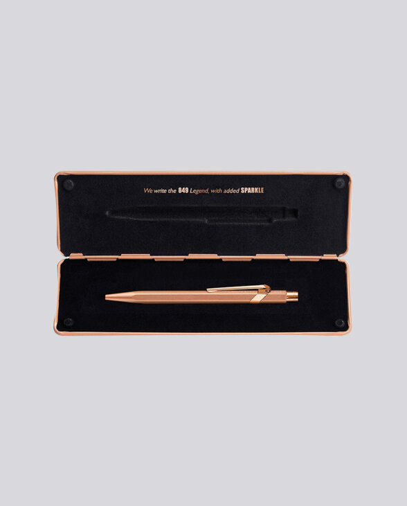 Nuuna Kugelschreiber Caran d'Ache 849 Brut Rosé mit Etui Speichern exportieren