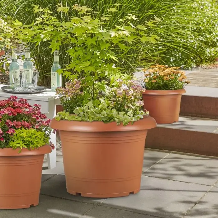 Scheurich Oliver 3er Blumentöpfe Set Oliver mit Untersetzern - Terracotta Vatertagsangebot